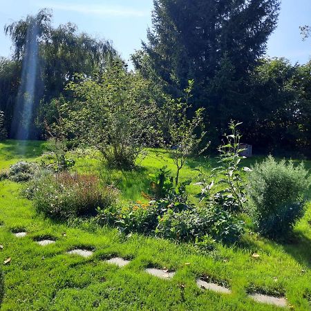 La Yourte Au Fonds Du Jardin Xhoris Esterno foto